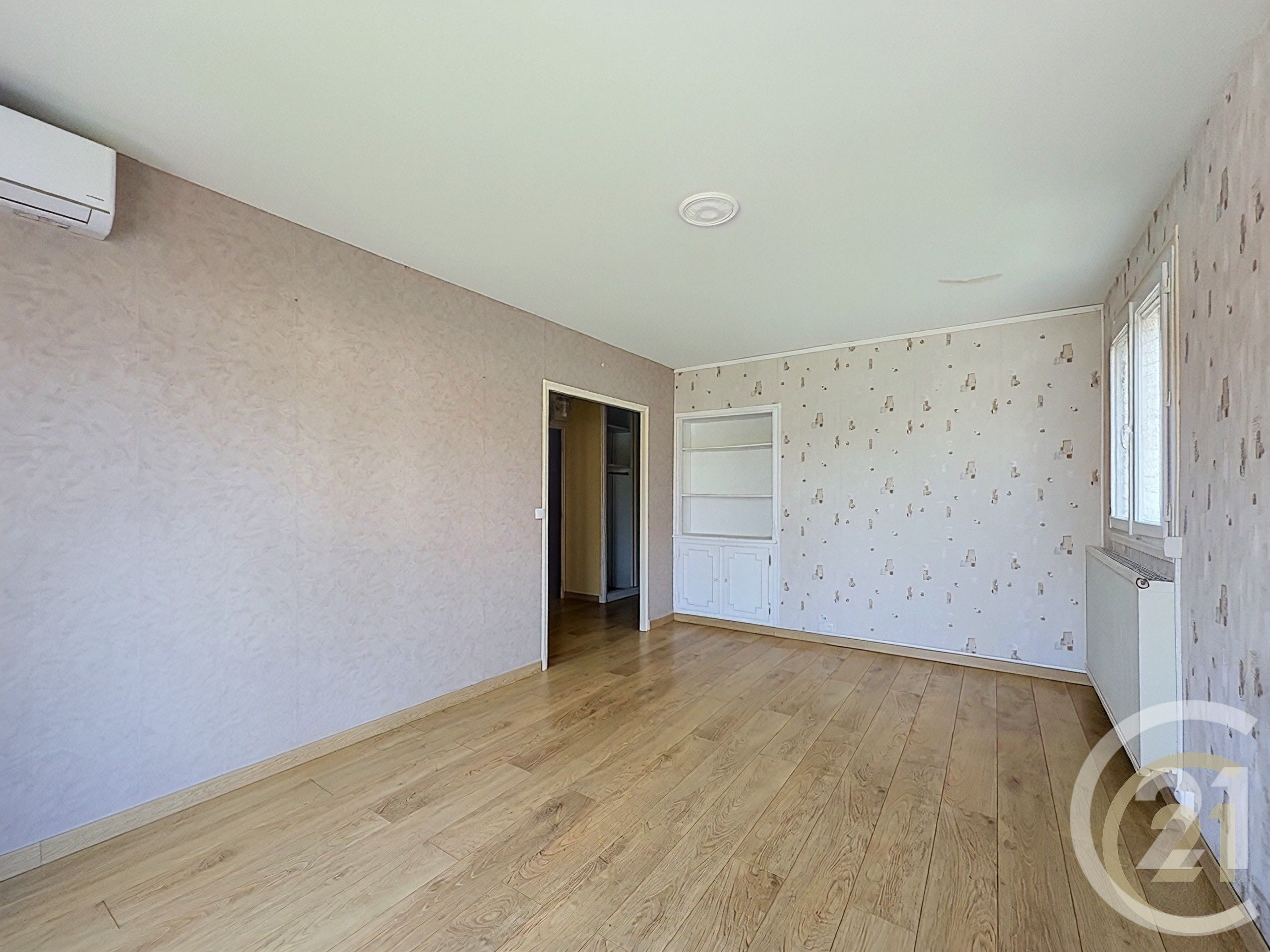Appartement 46m² — Moret-Loing-et-Orvanne