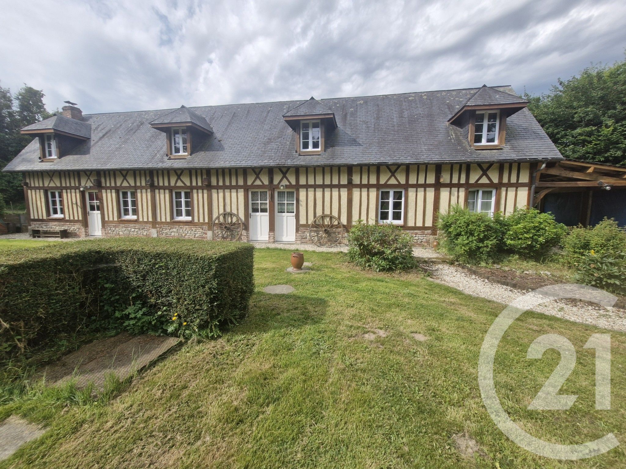 Maison 151m² — Drosay