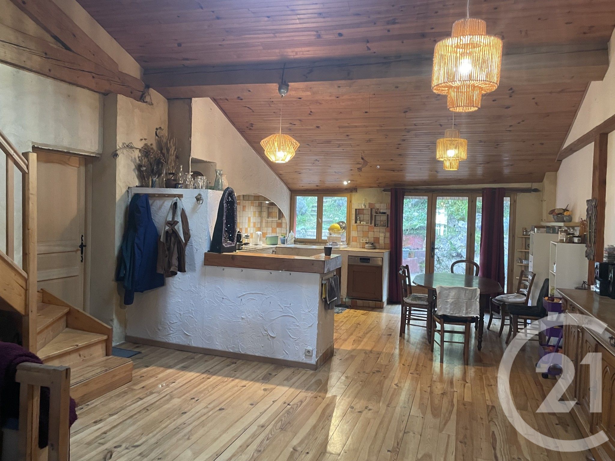 Maison 255m² — Bélesta