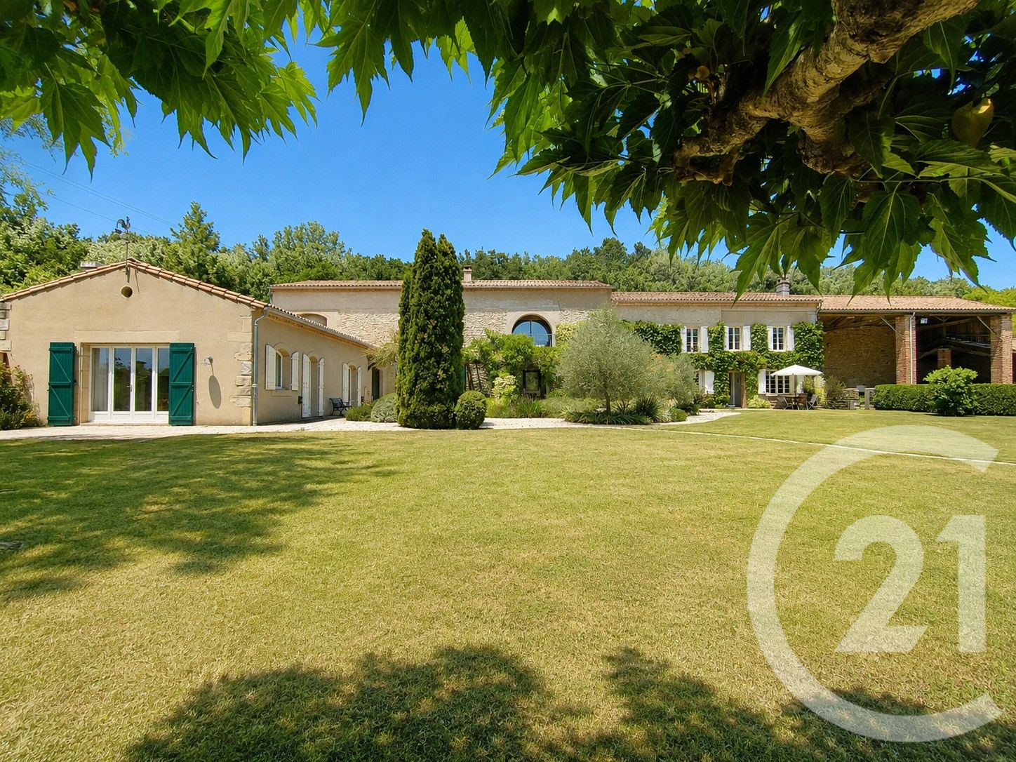 Maison 432m² — Val de Lambronne