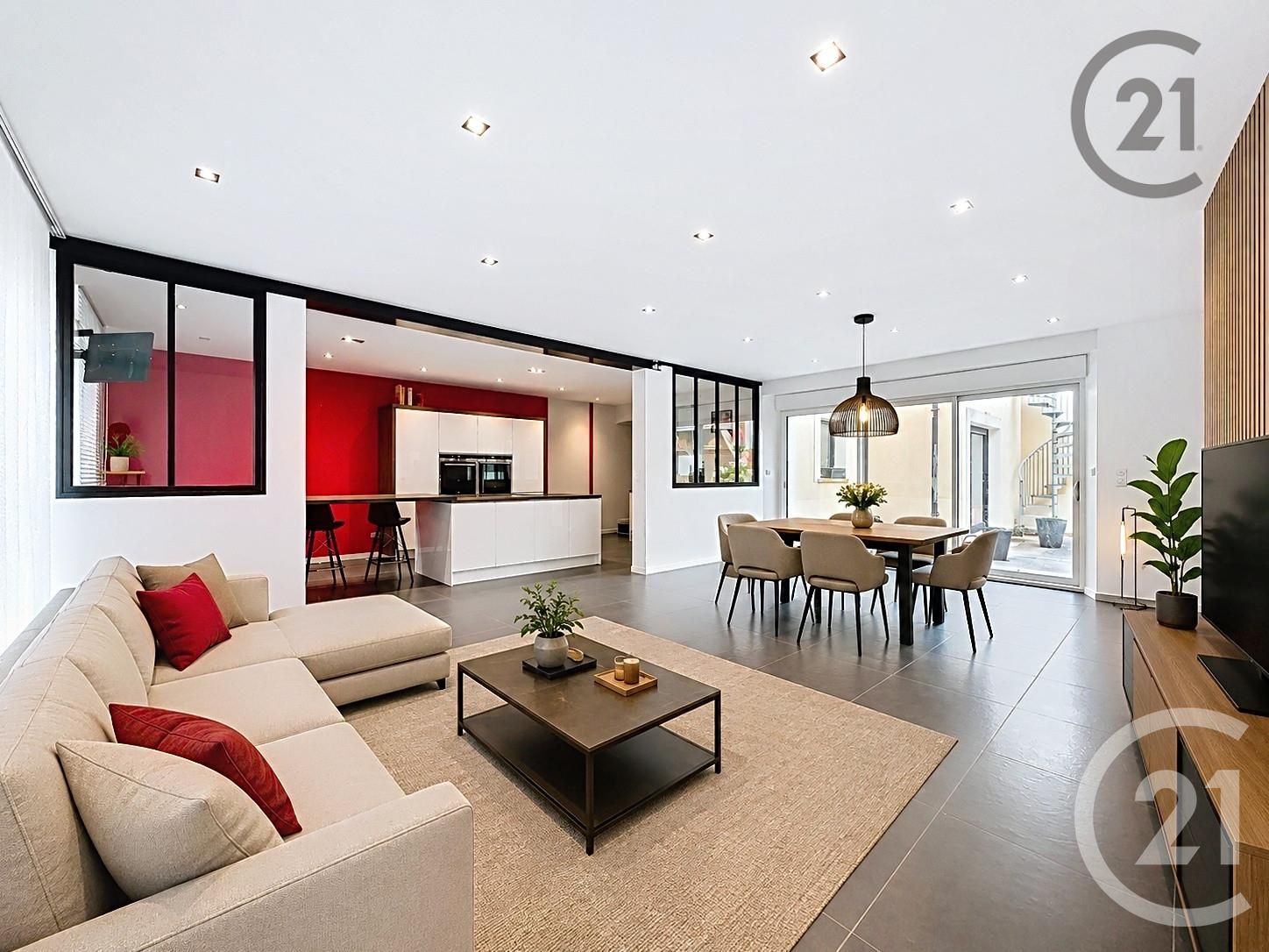 Maison 342m² — Mailly-Champagne