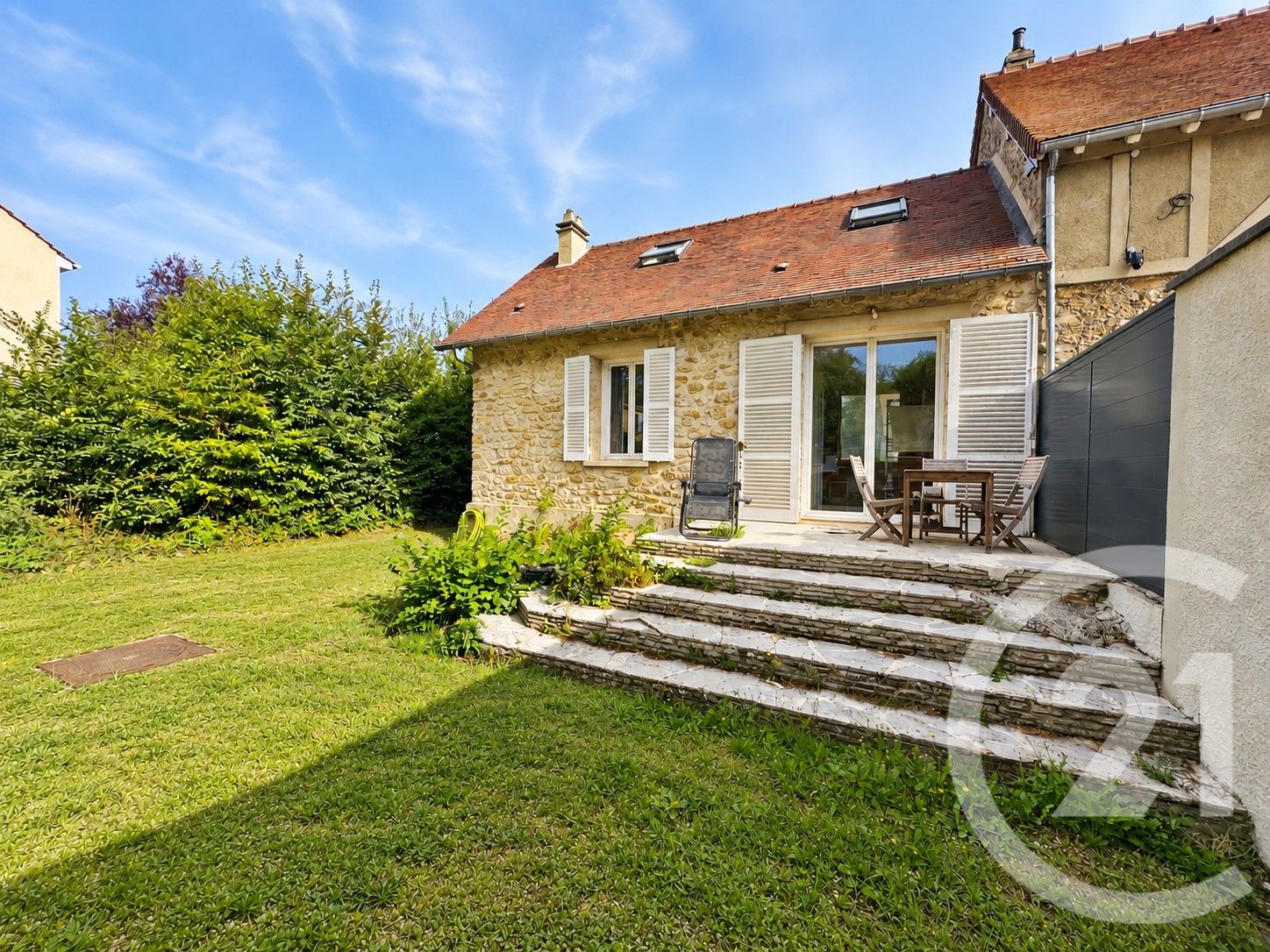 Maison 50m² — Saint-Arnoult-en-Yvelines