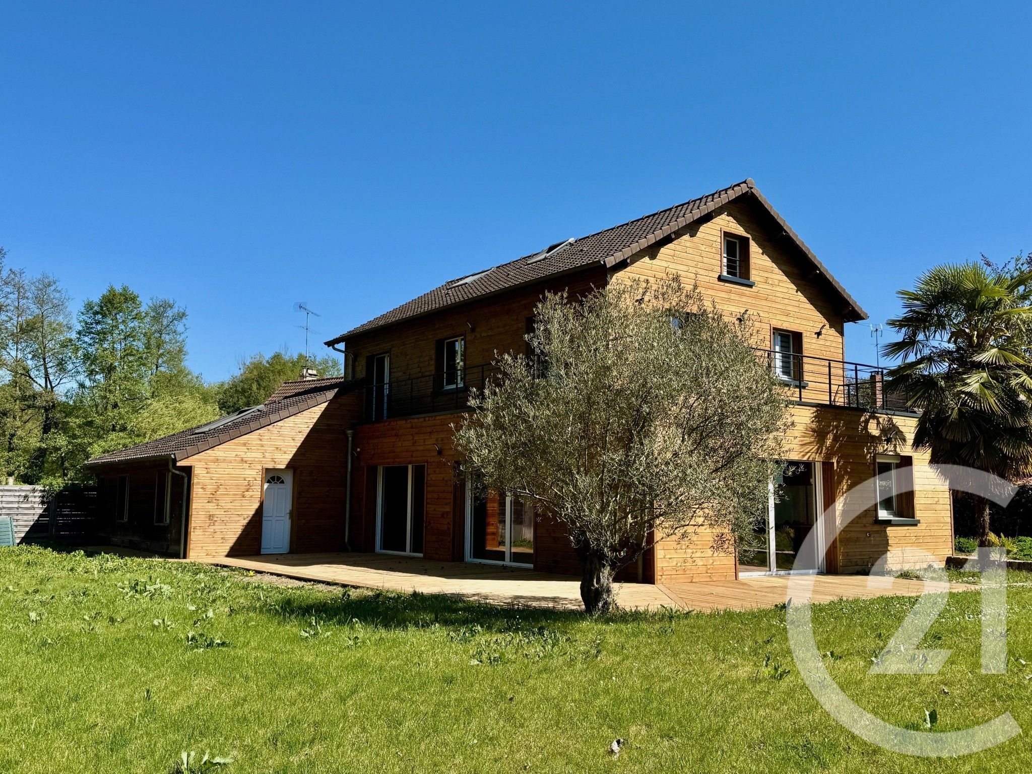 Maison 225m² — Bullion