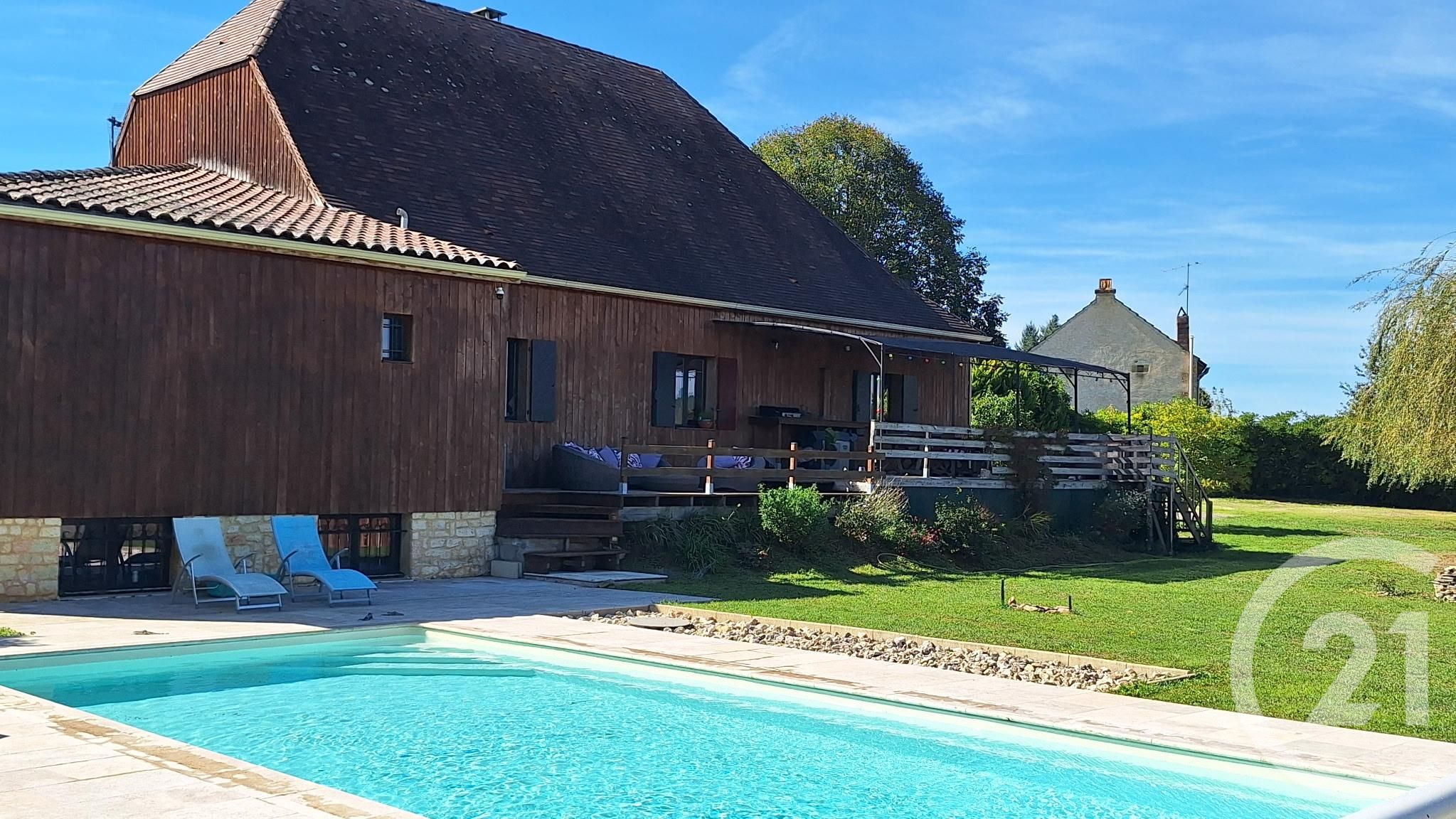 Maison 265m² — Meyrals