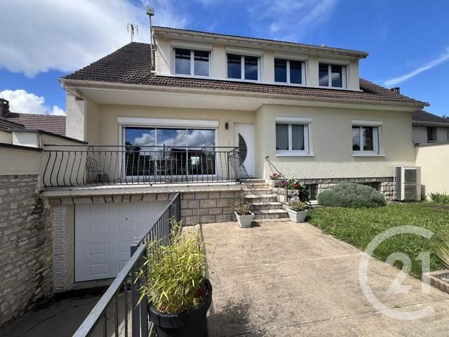 Maison 198m² — Le Malesherbois