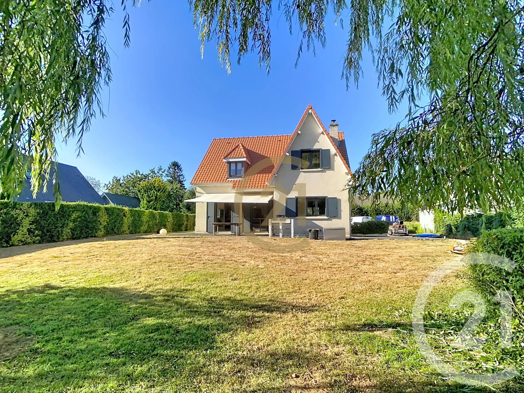 Maison 143m² — Saint-Jean-de-Folleville