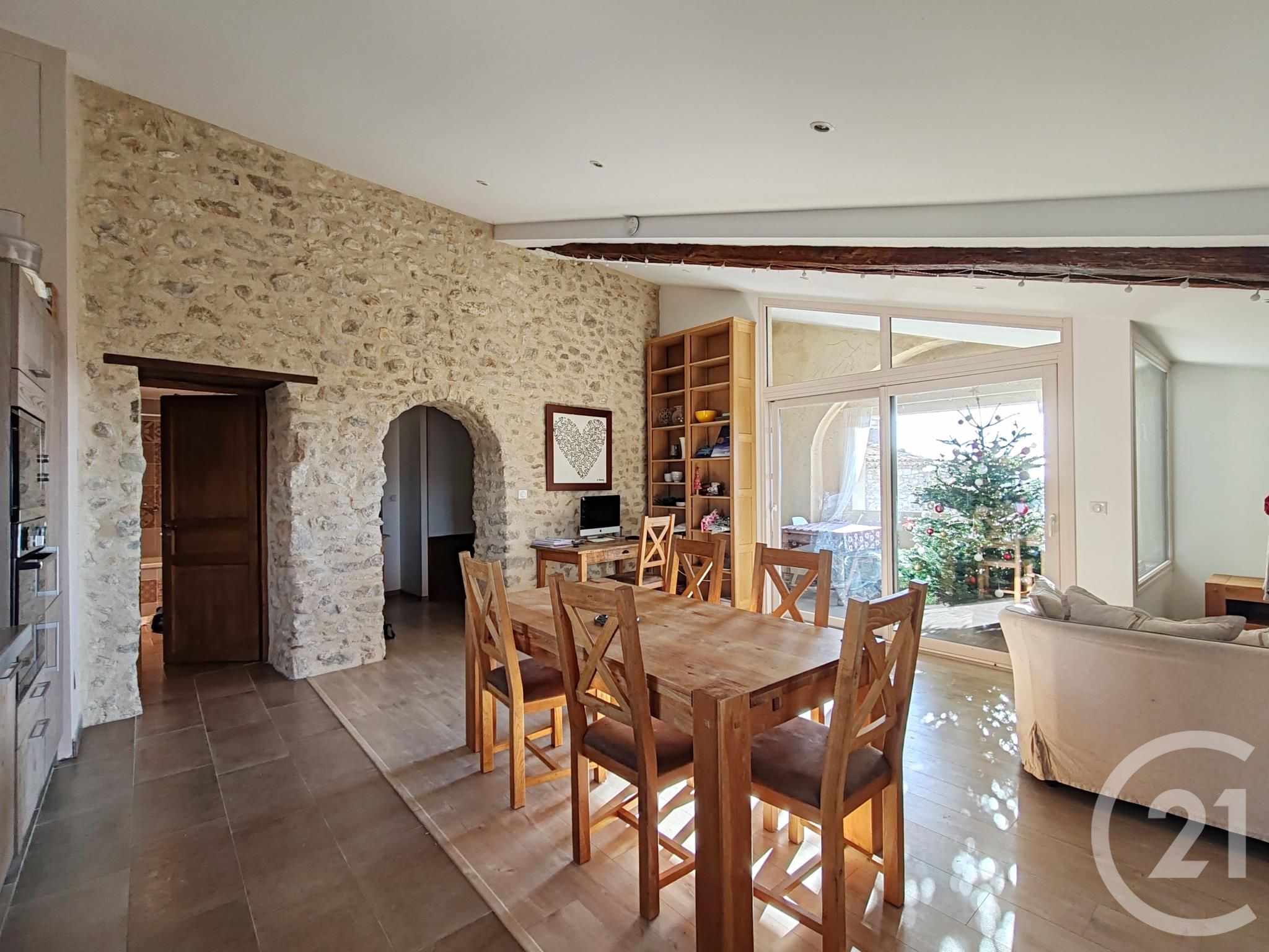 Maison 195m² — Lurs
