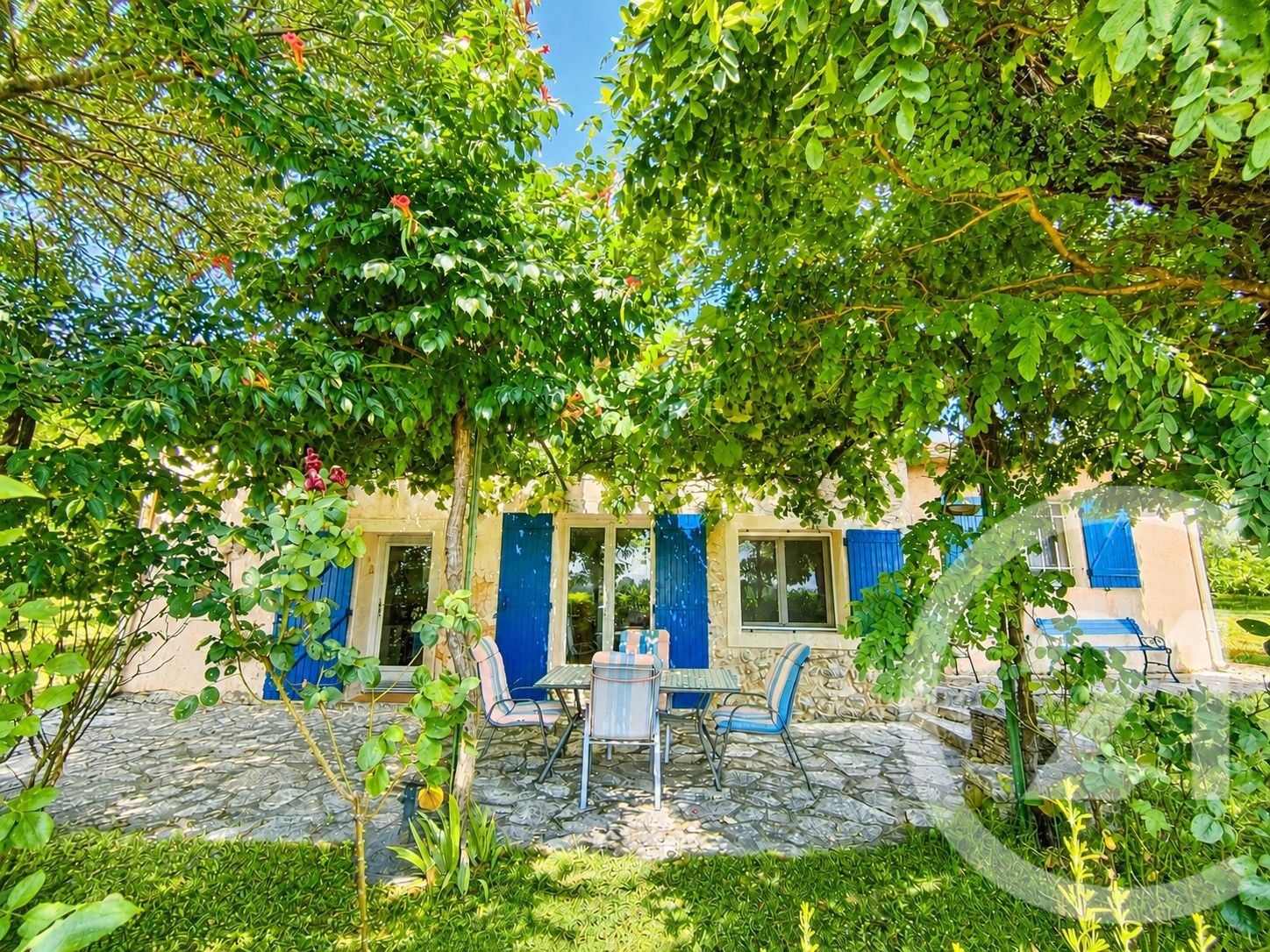 Maison 85m² — Pierrerue