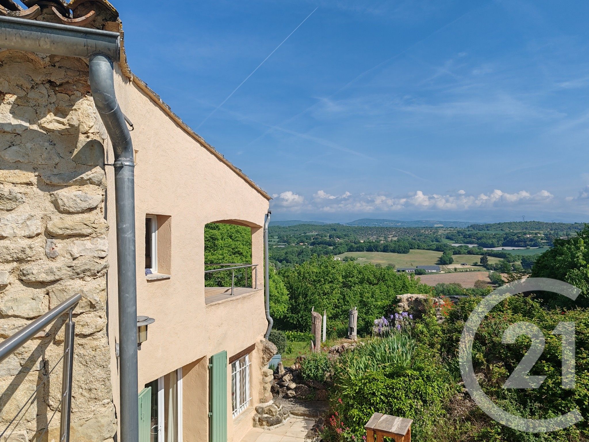 Maison 138m² — Pierrerue