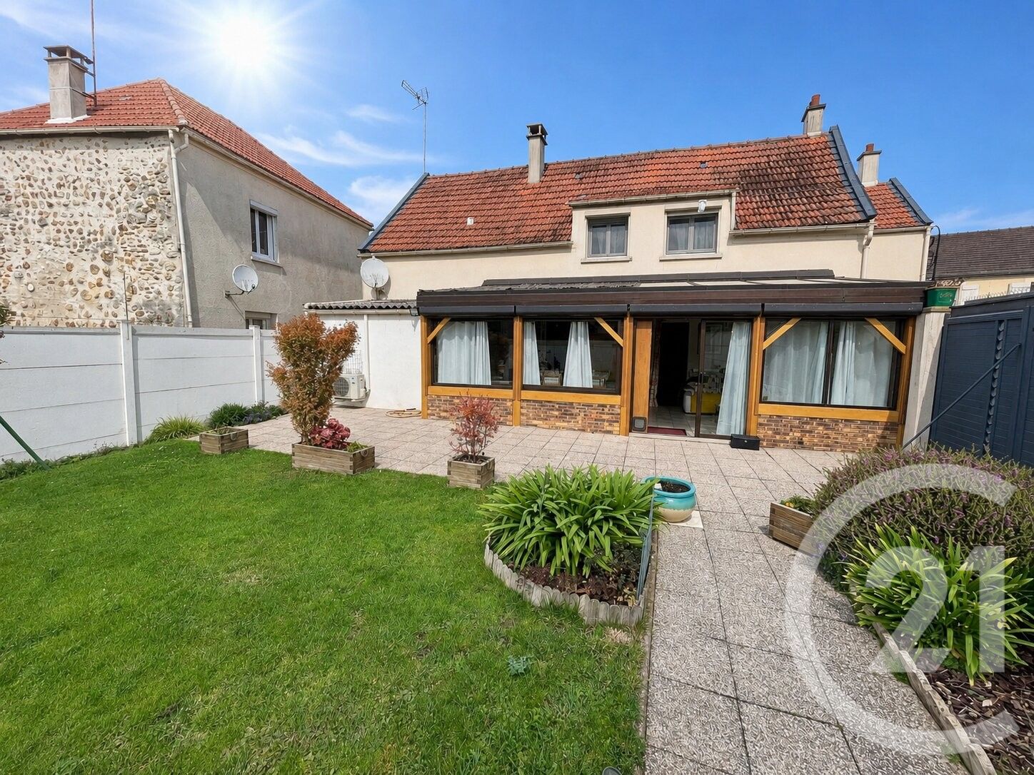 Maison 125m² — Moussy-le-Vieux