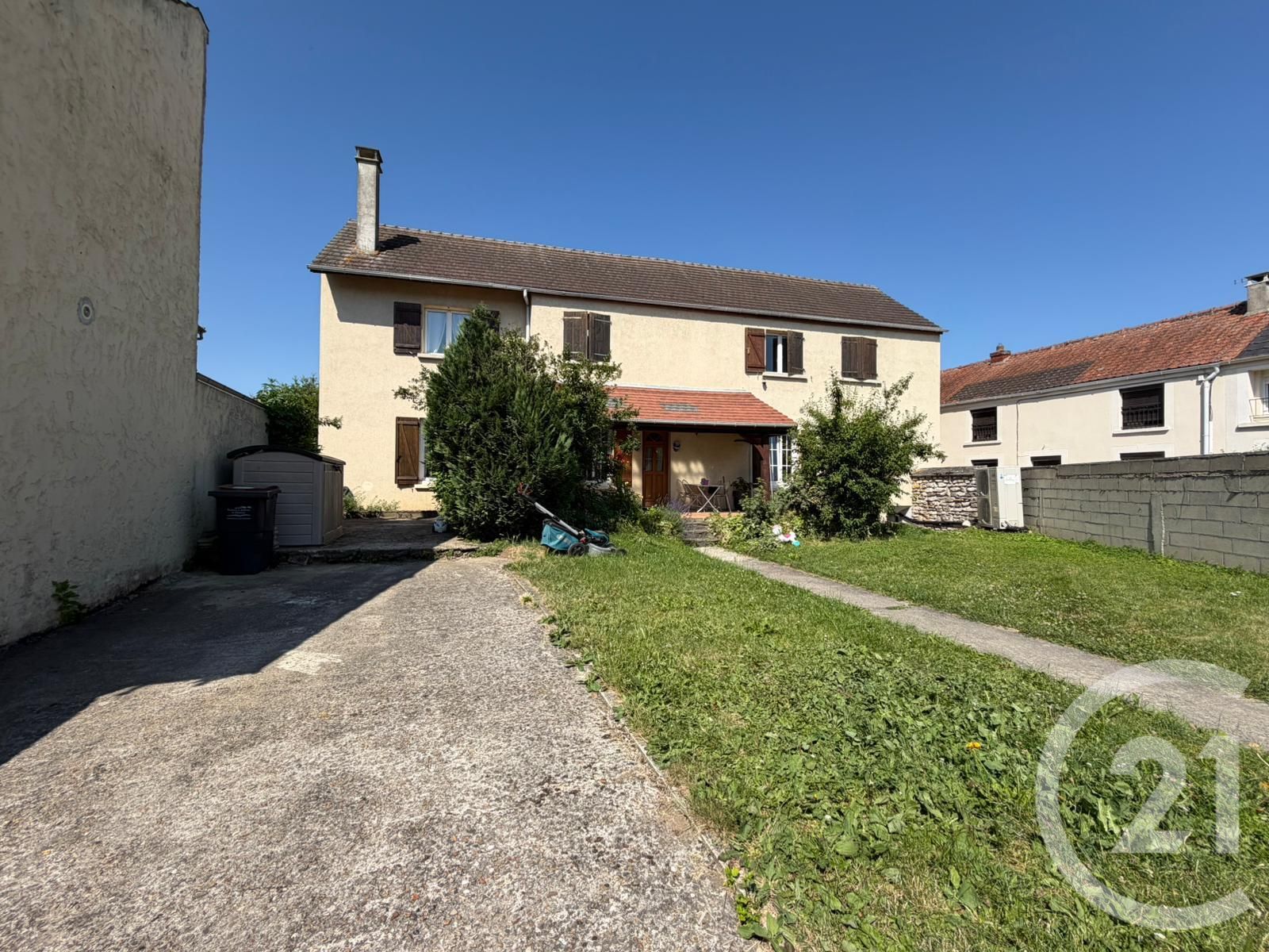 Maison 178m² — Saint-Mesmes