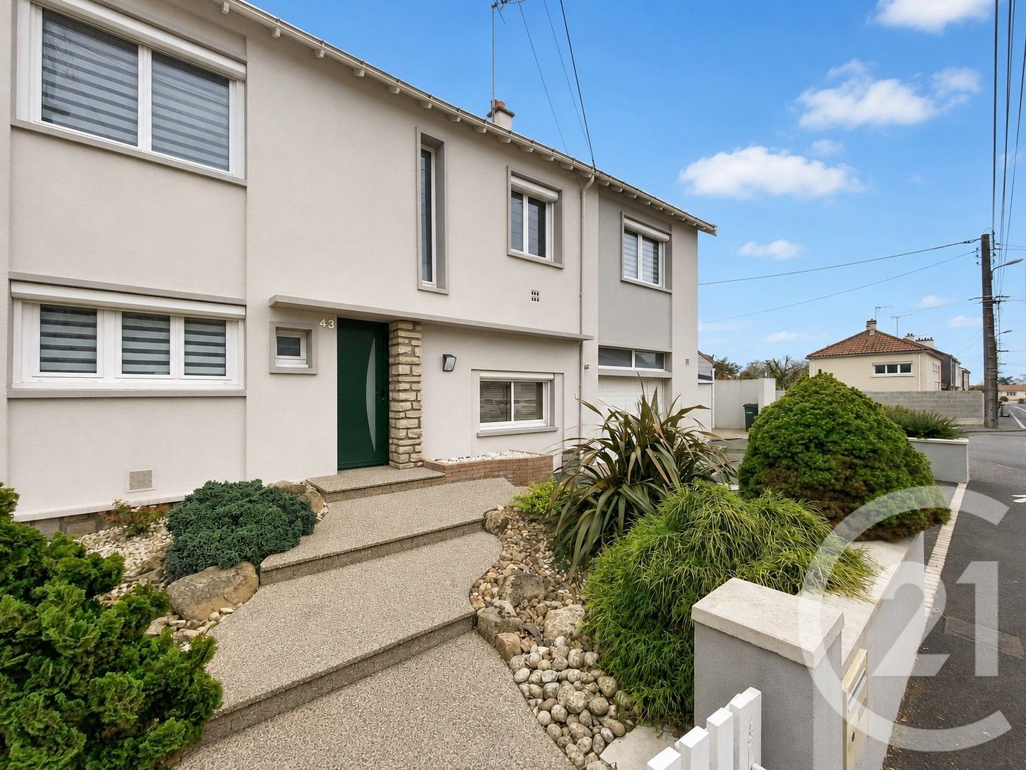 Maison 138m² — Le May-sur-Èvre
