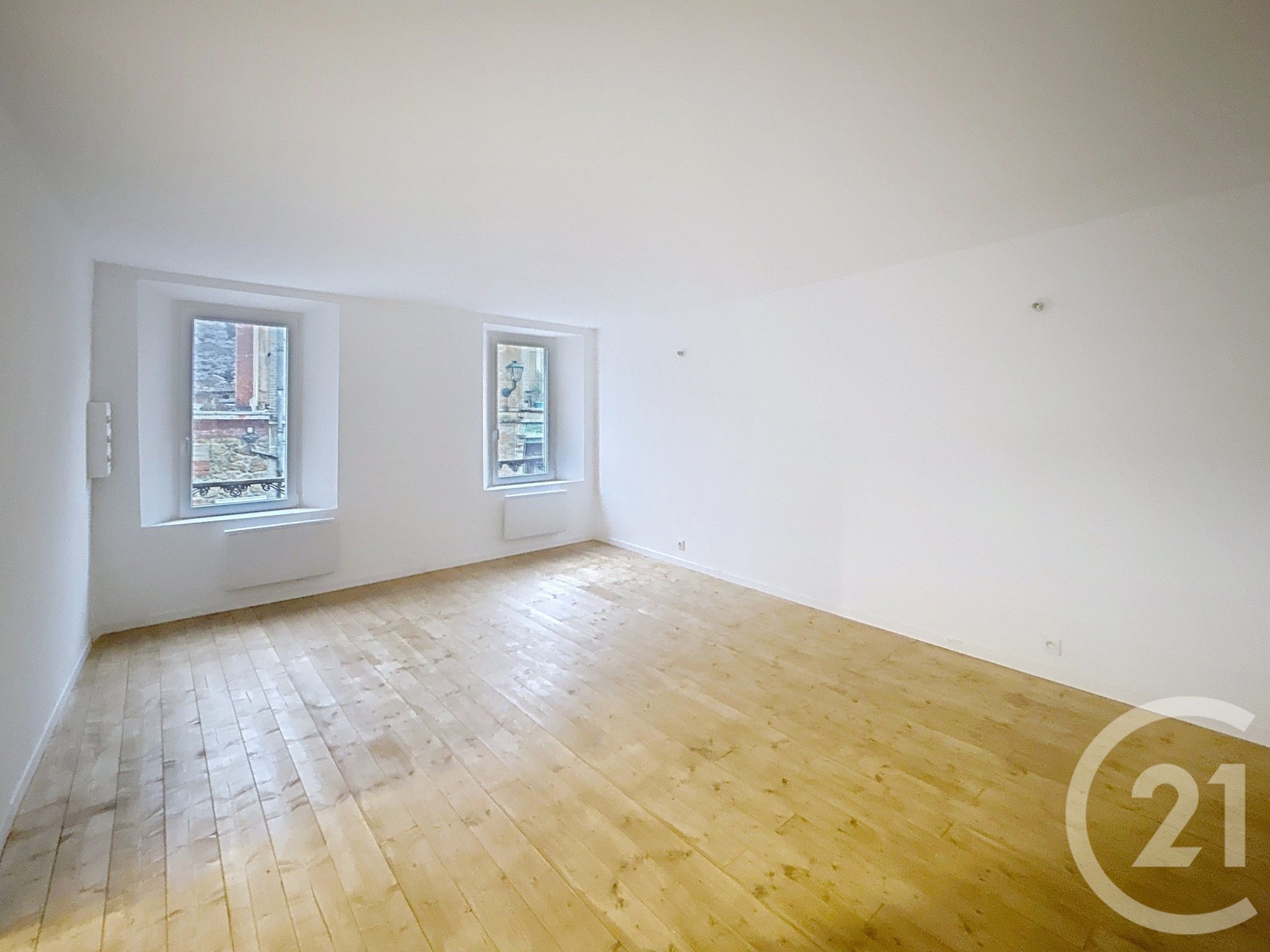 Maison 101m² — Jaulgonne