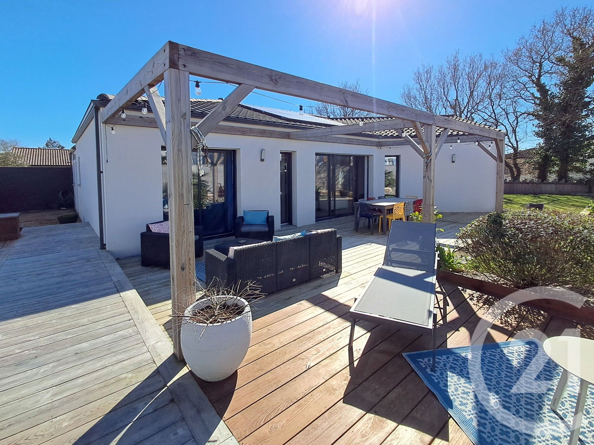 Maison 122m² — Landevieille