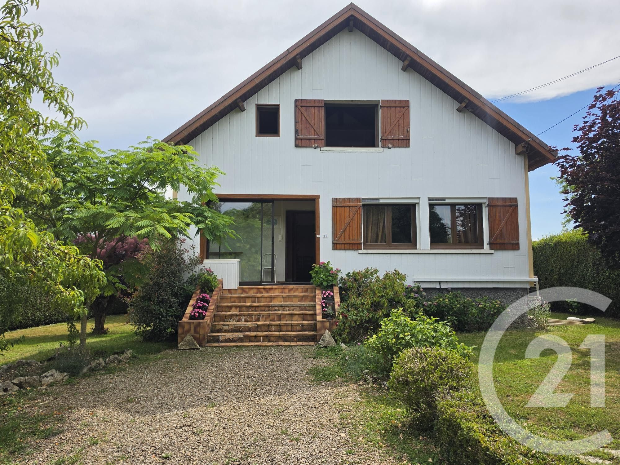 Maison 91m² — Perrouse