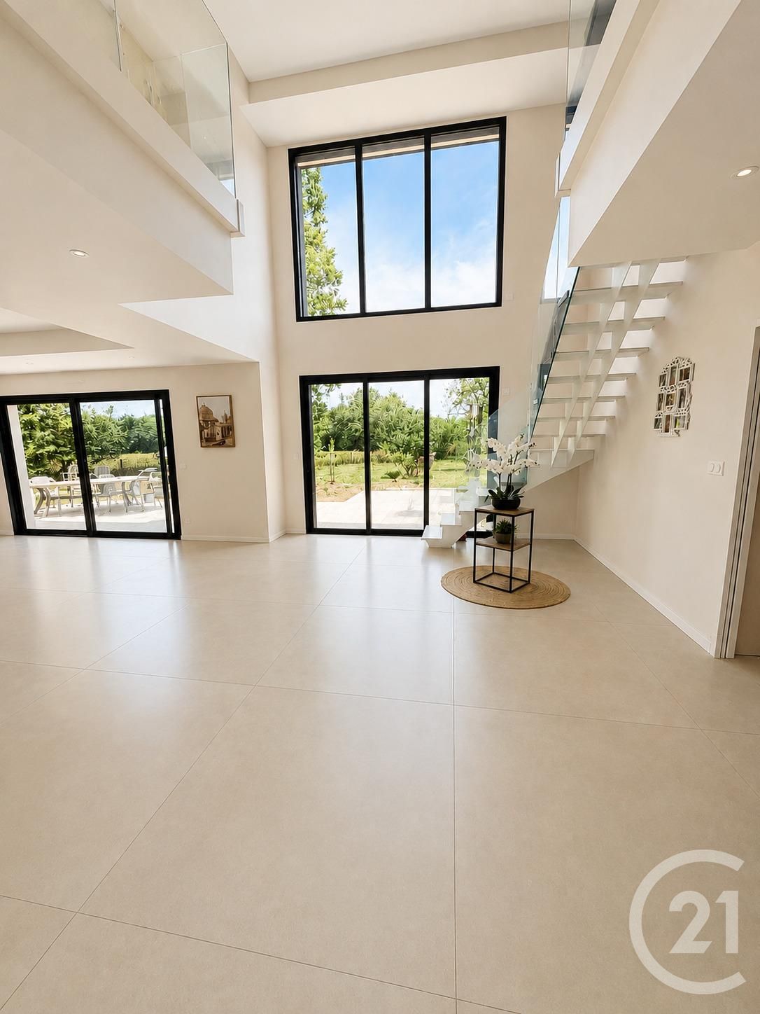 Maison 289m² — Paucourt