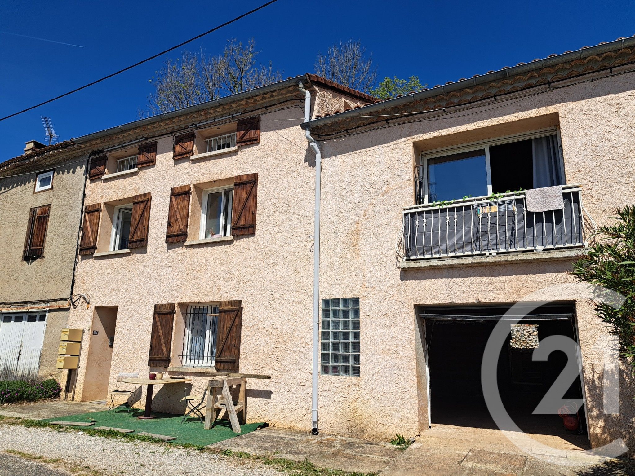 Immeuble 270m² — Saint-Martin-de-Caralp