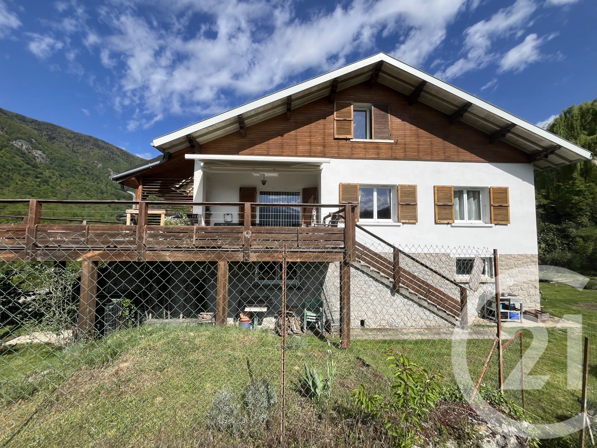 Maison 117m² — Perles-et-Castelet