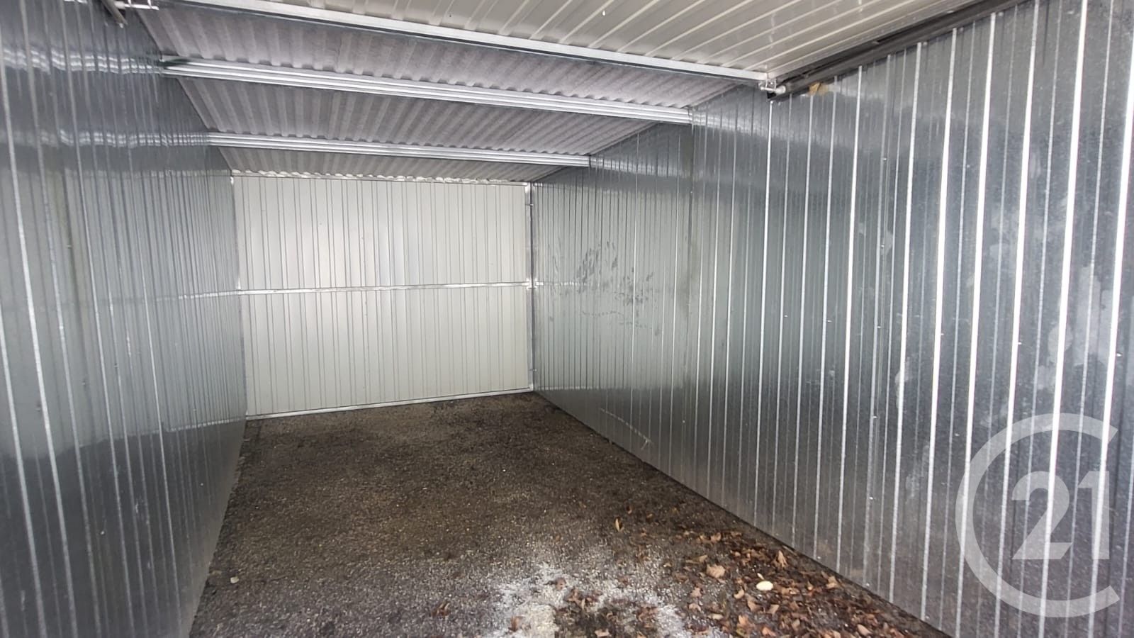 Parking 12m² — Champs-sur-Marne