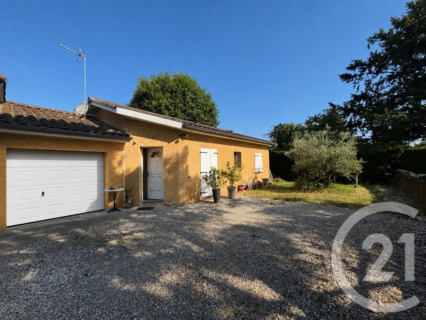 Maison 82m² — Guéreins