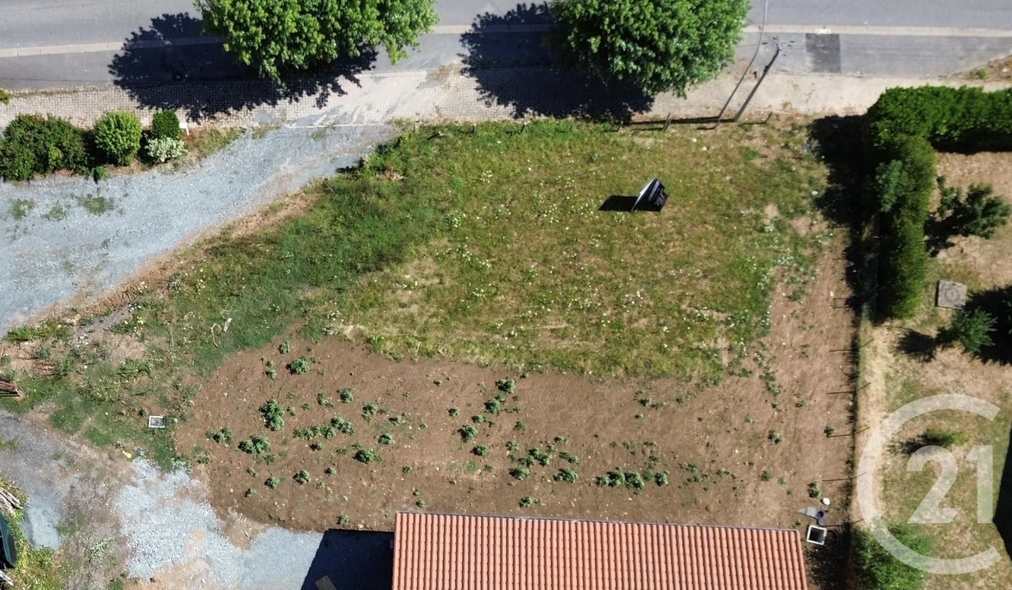 Terrain — Saint-Didier-sur-Beaujeu