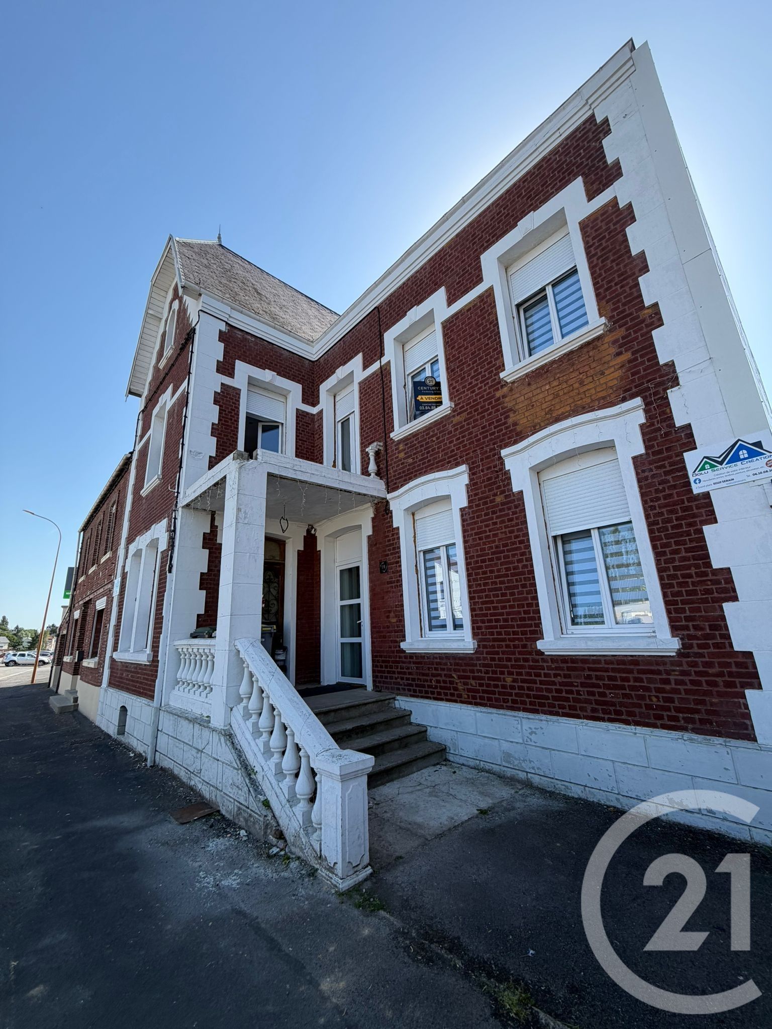 Maison 251m² — Le Catelet