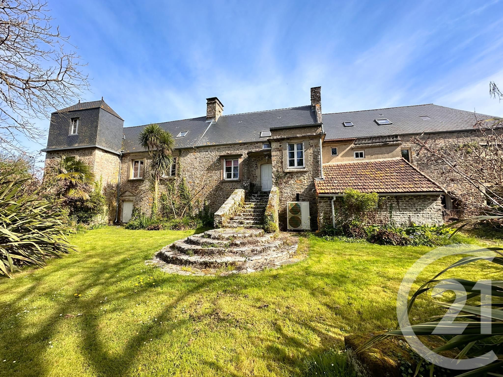 Maison 465m² — Le Mesnil