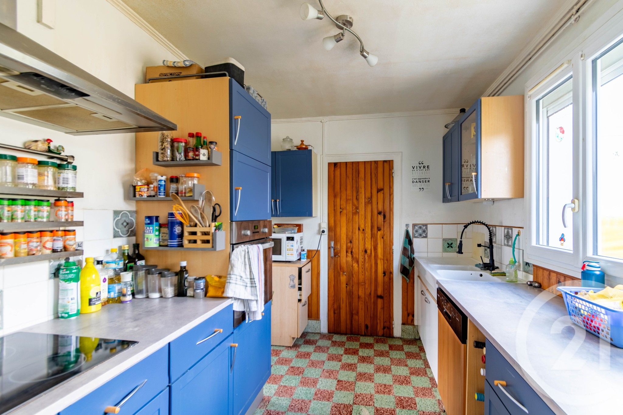Maison 86m² — Quelaines-Saint-Gault
