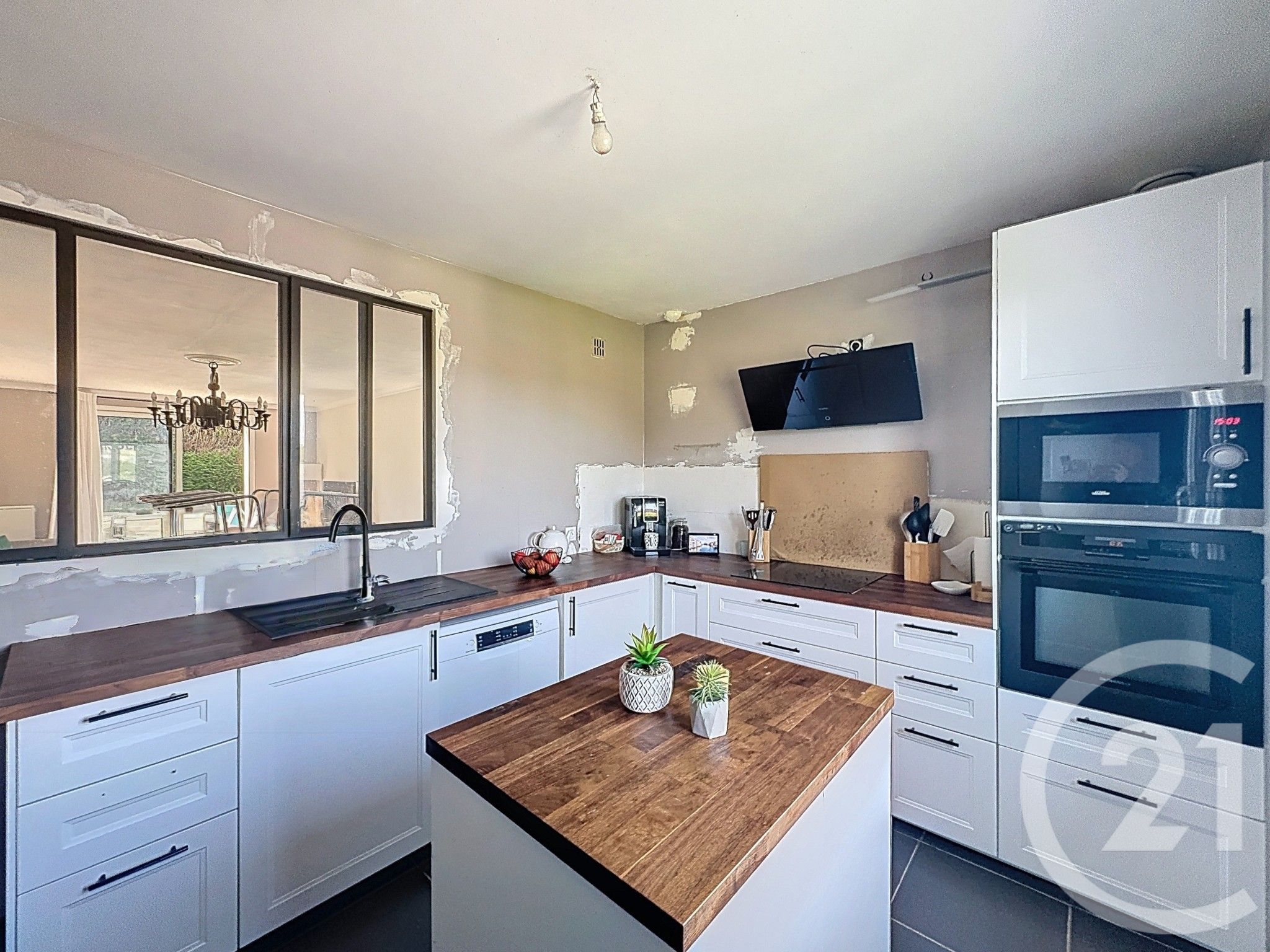 Maison 90m² — Le Genest-Saint-Isle