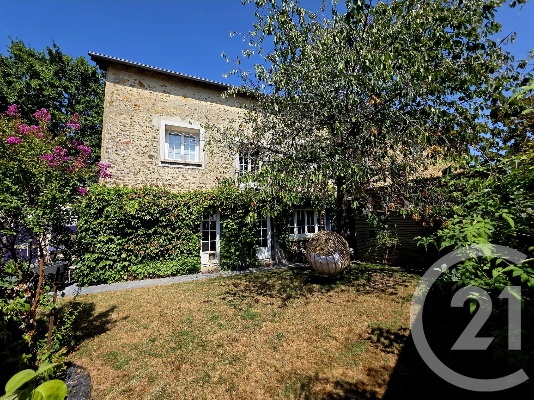 Maison 121m² — Marolles-en-Hurepoix