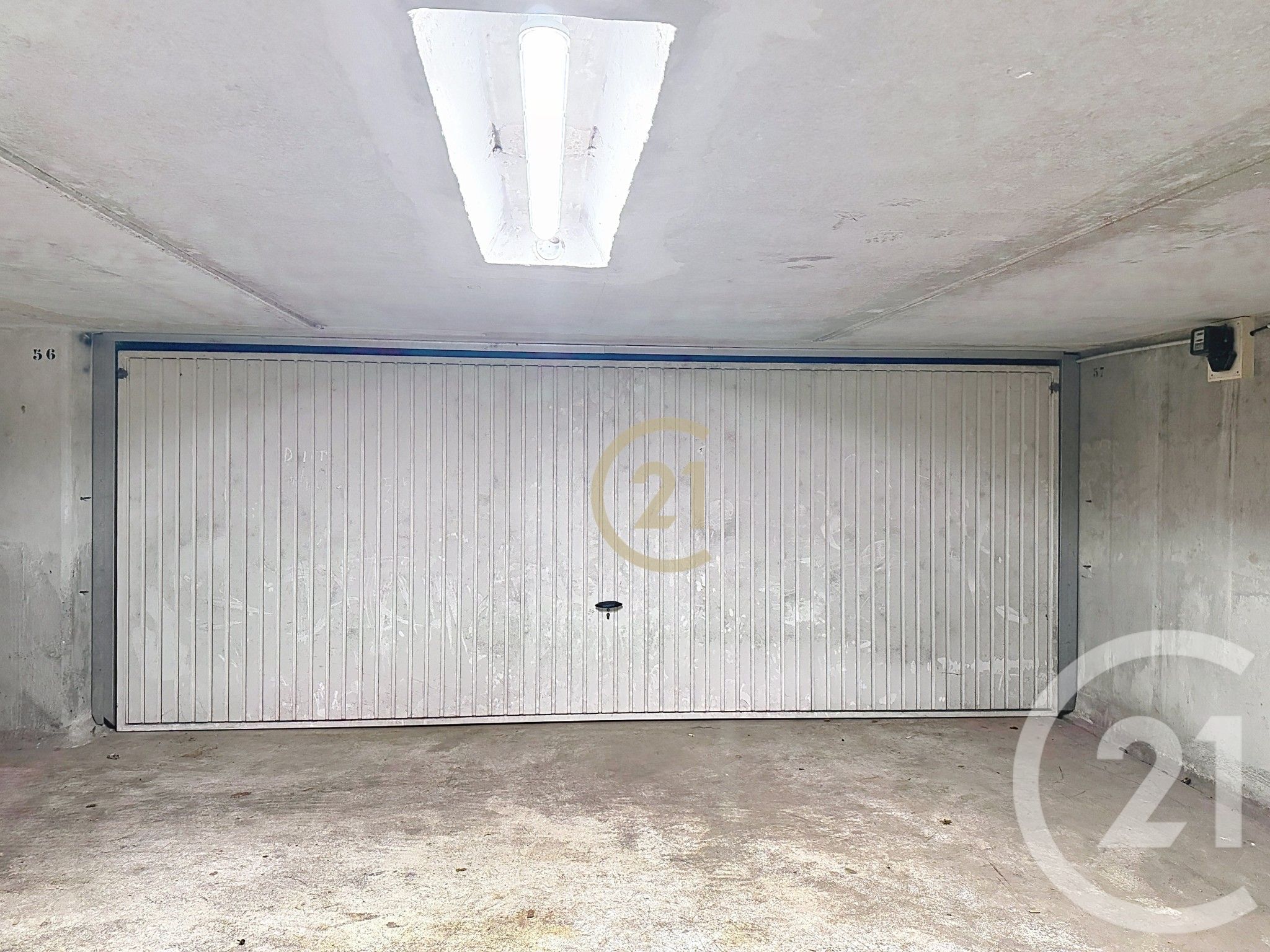 Parking 1 pièces 30m² Antibes