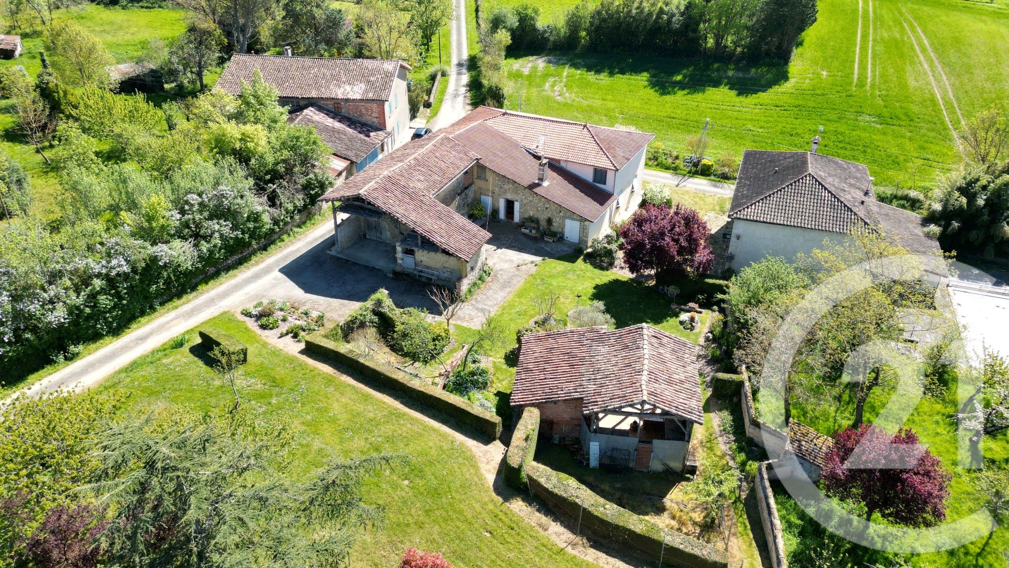 Maison 261m² — Monfort