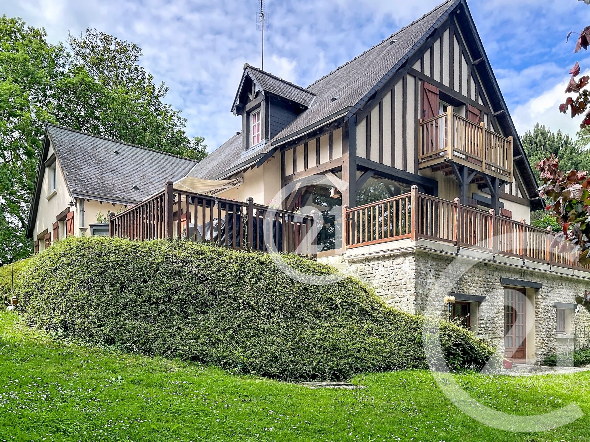 Maison 262m² — Carcagny