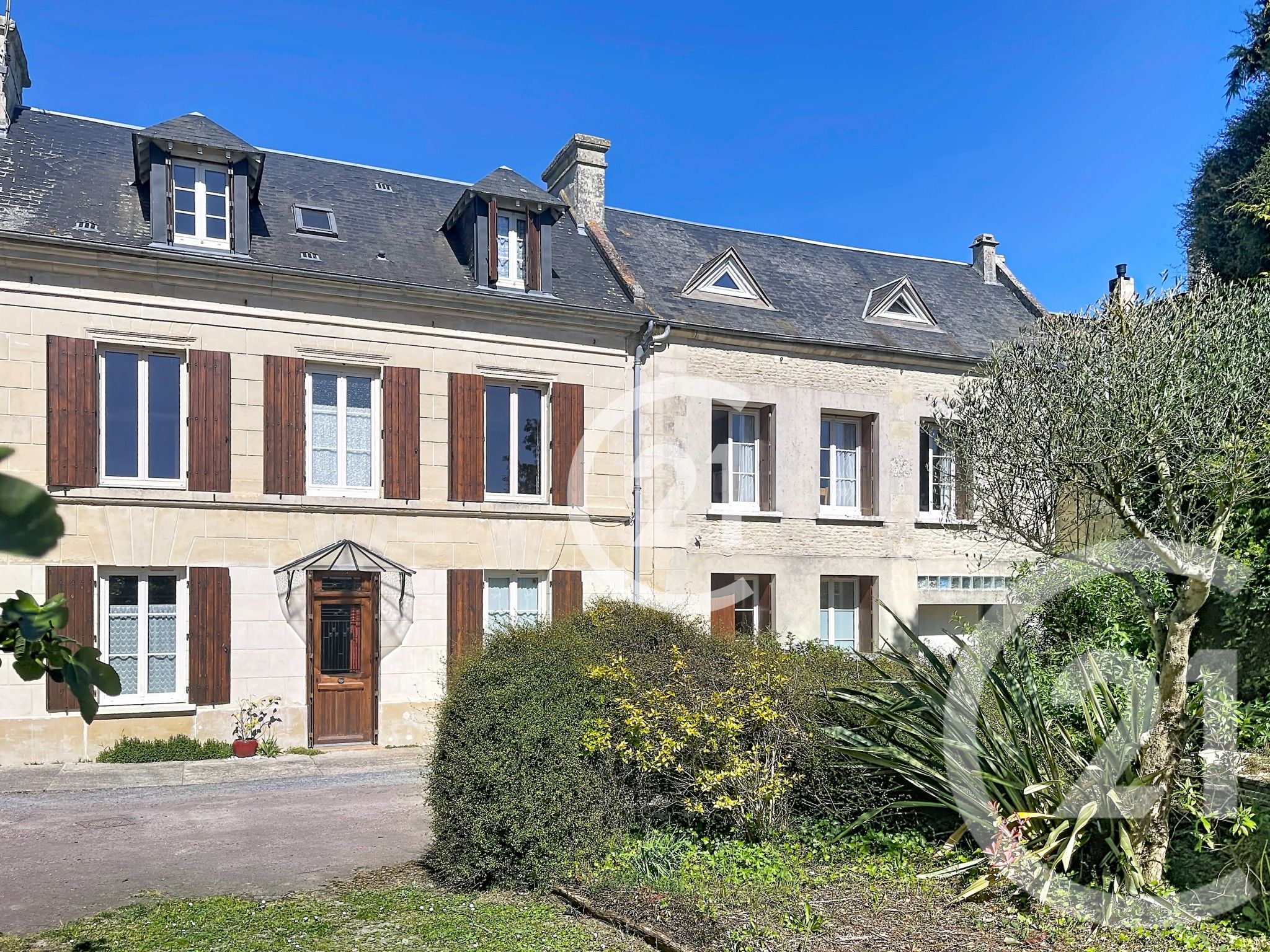 Maison 175m² — Authie