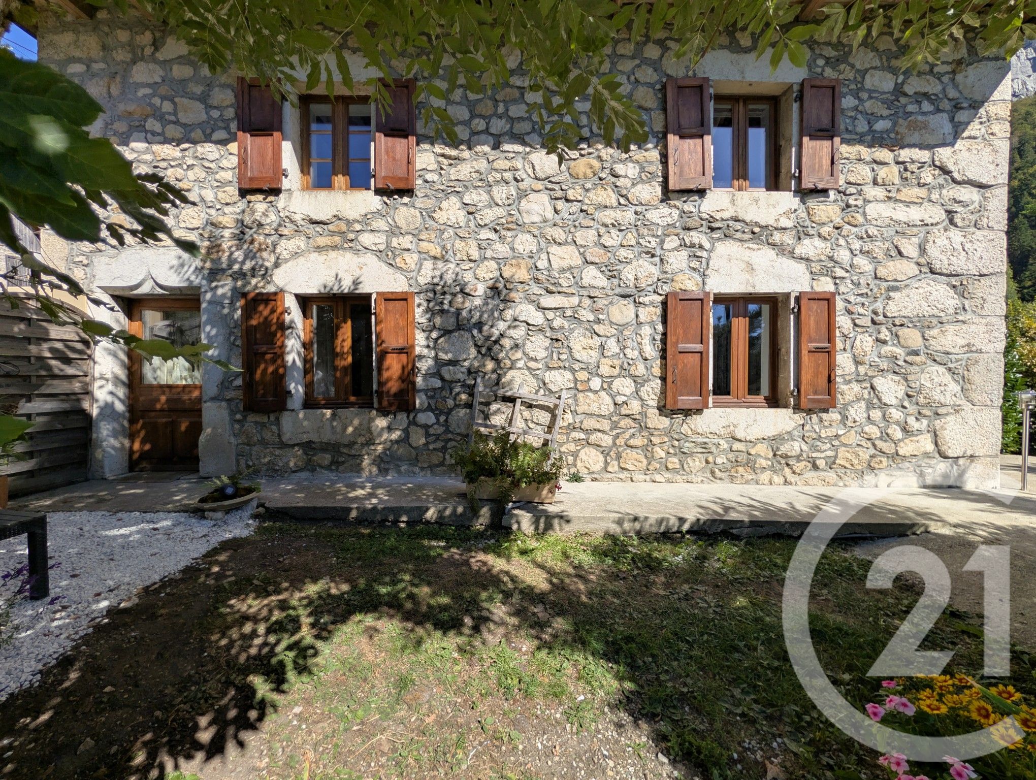 Maison 78m² — Corbel