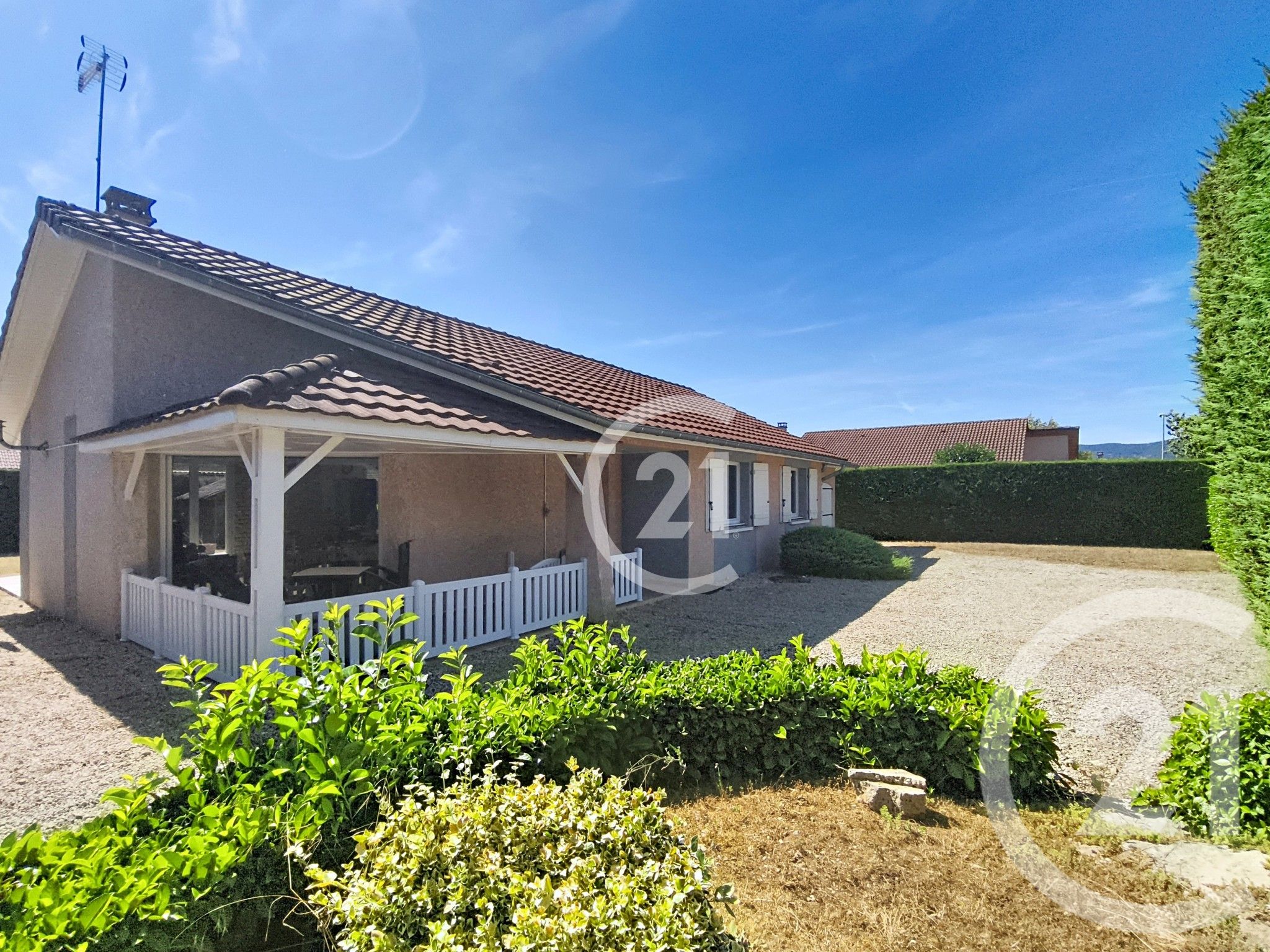Maison 92m² — Serrières-de-Briord