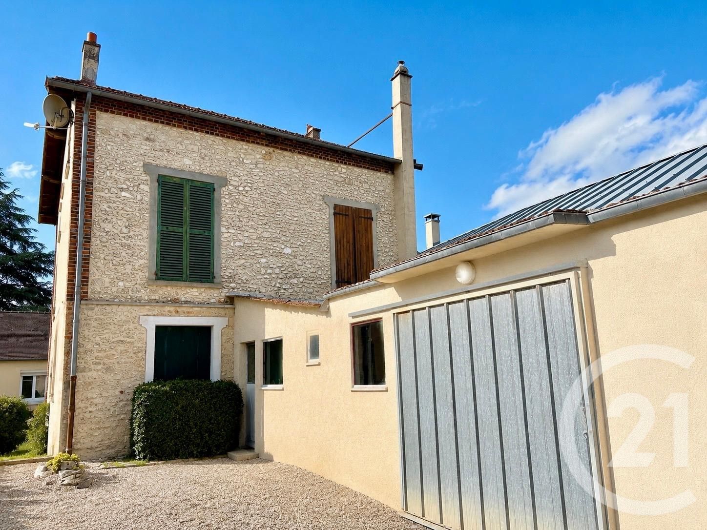 Maison 105m² — Garennes-sur-Eure