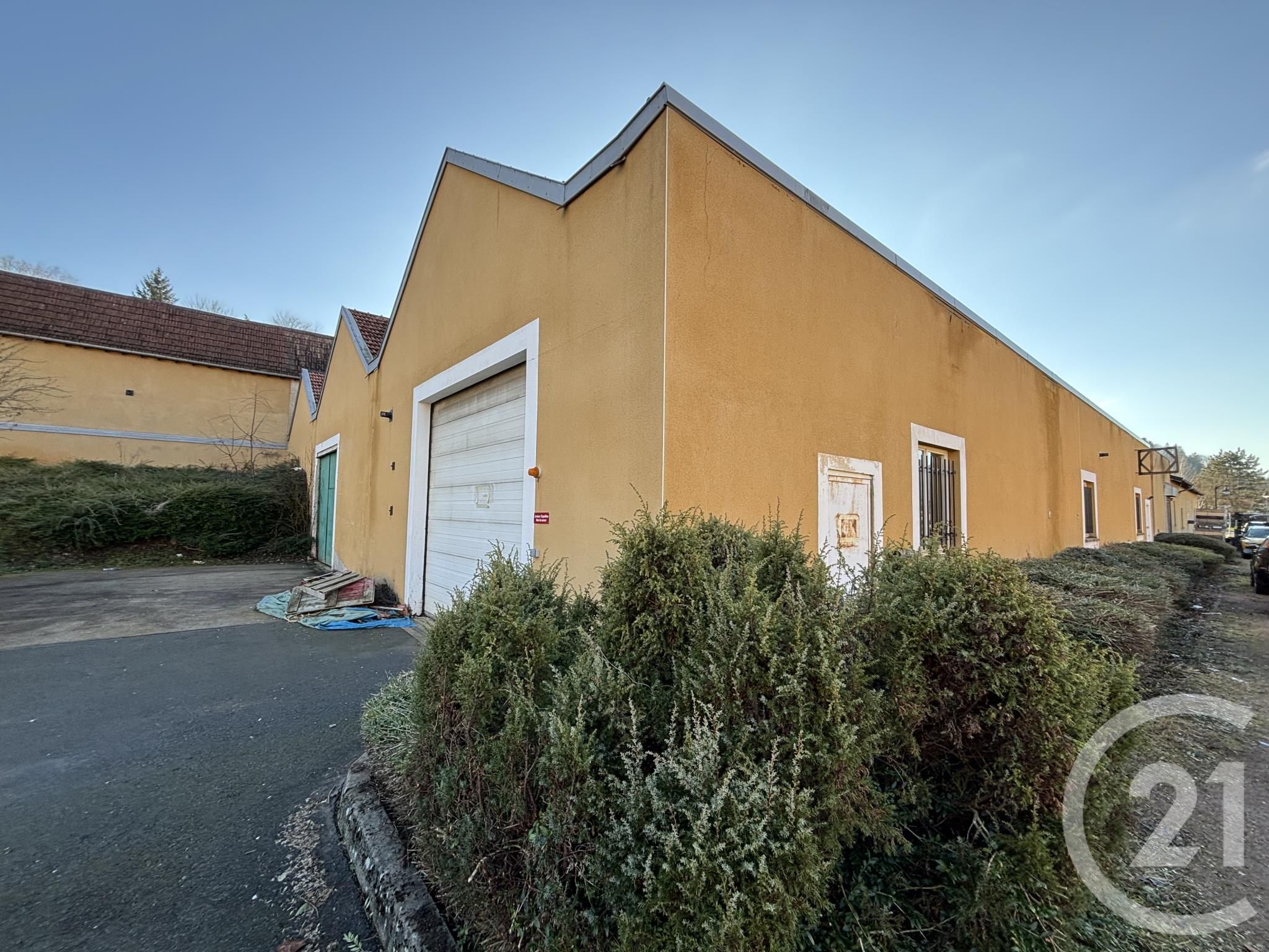 Maison 760m² — Senones