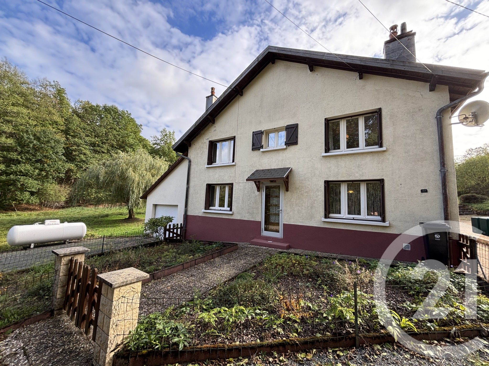 Maison 78m² — Taintrux