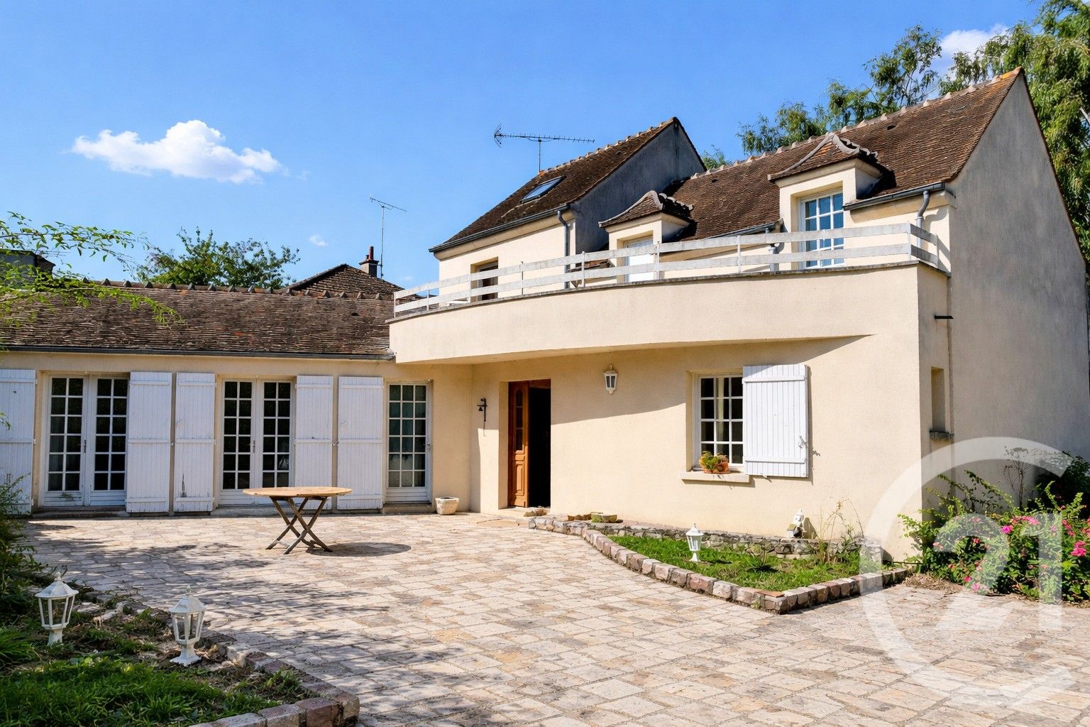 Maison 200m² — Ronquerolles