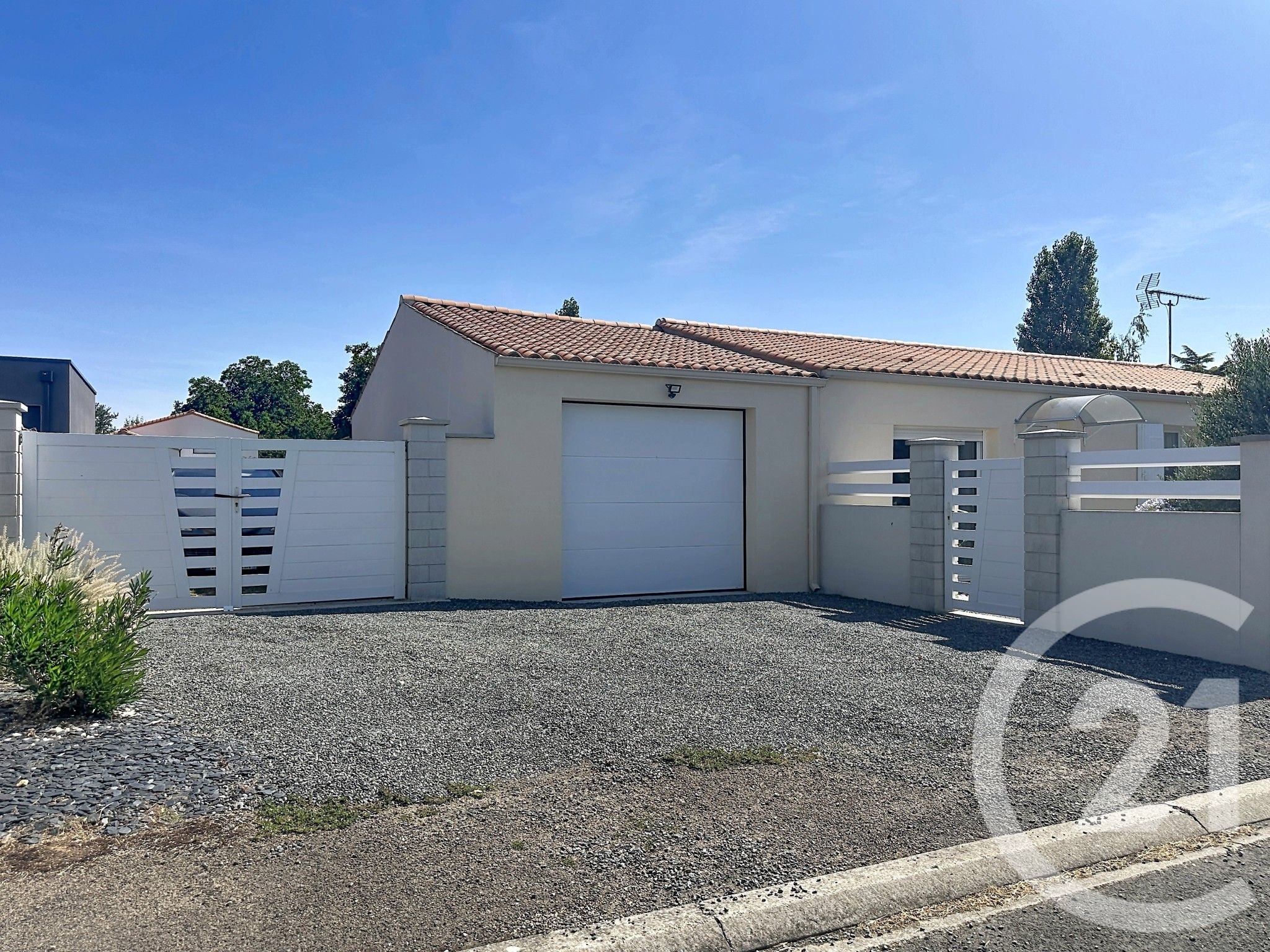 Maison 83m² — Saint-Étienne-de-Brillouet