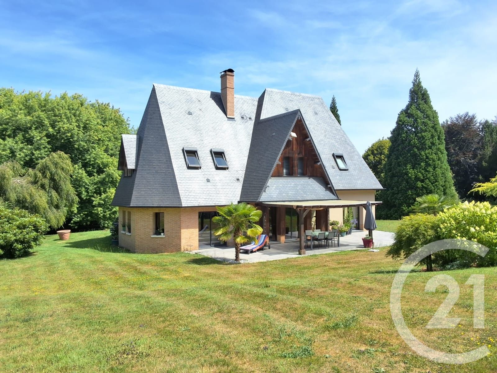 Maison 210m² — Saint-Sylvestre-de-Cormeilles