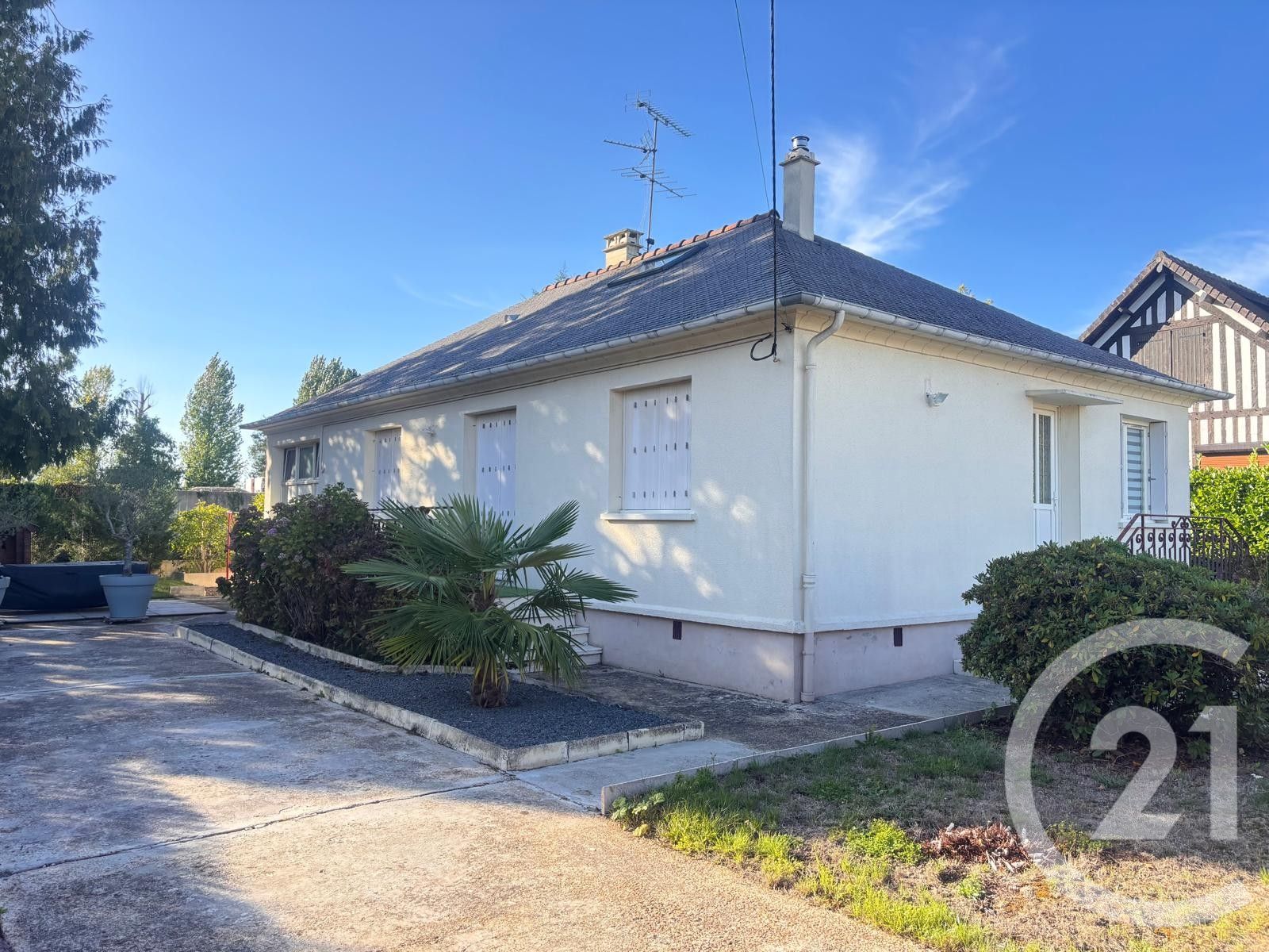 Maison 90m² — Saint-Gatien-des-Bois