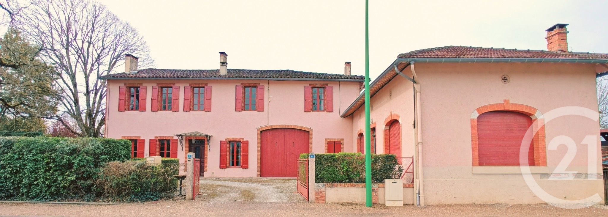 Maison 318m² — Damiatte