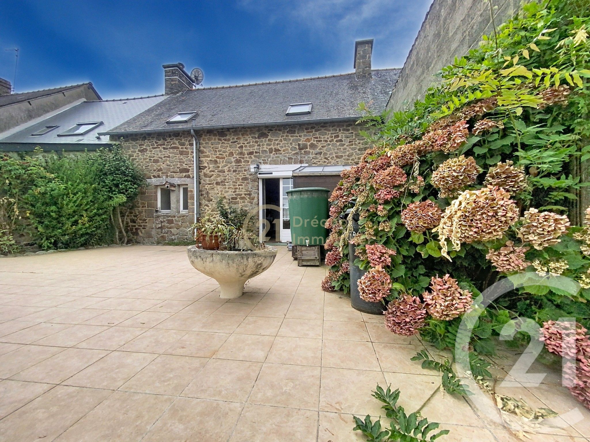 Maison 100m² — Saint-Marcan