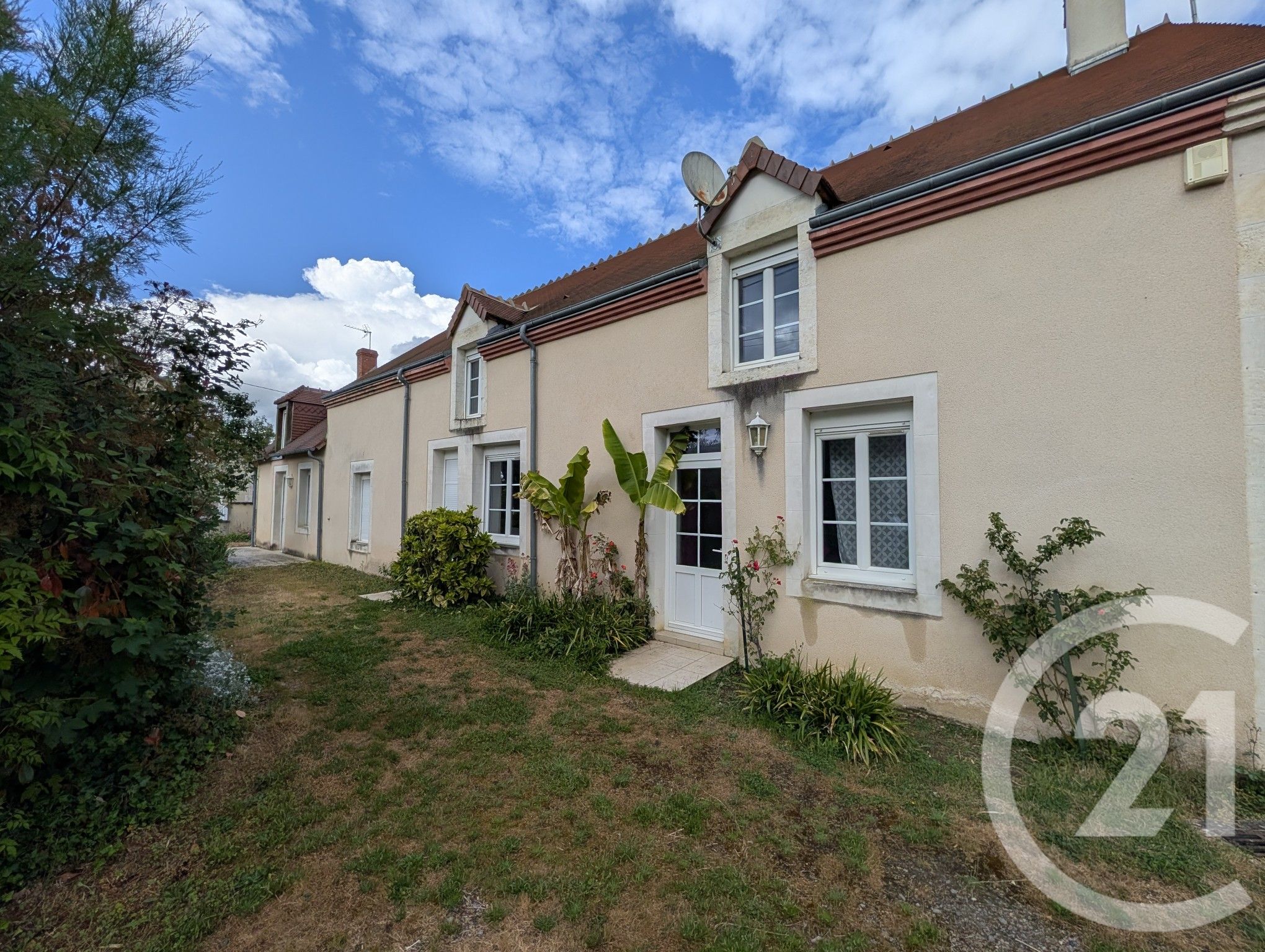 Maison 267m² — Ardentes