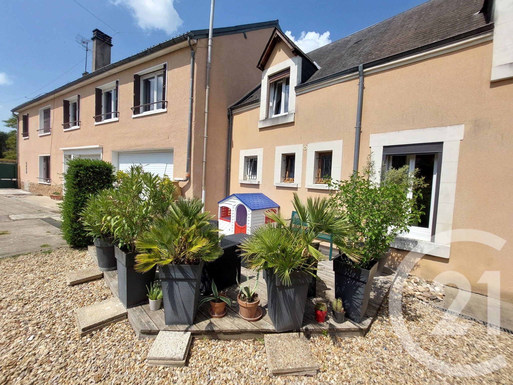 Maison 155m² — Thizay