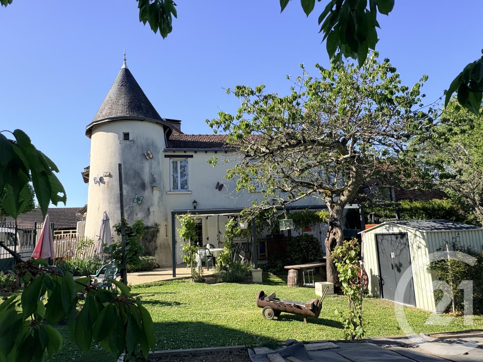 Maison 114m² — Mers-sur-Indre