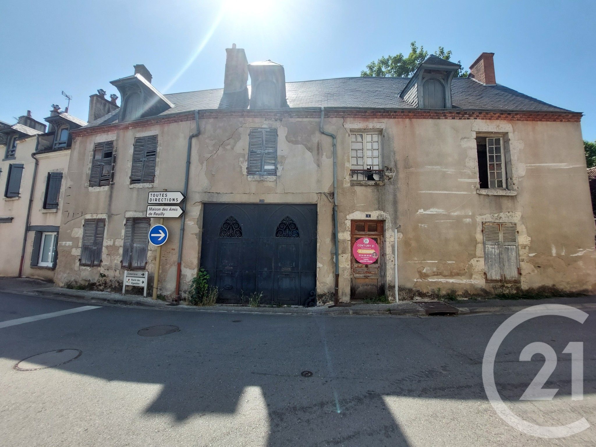 Maison 250m² — Reuilly