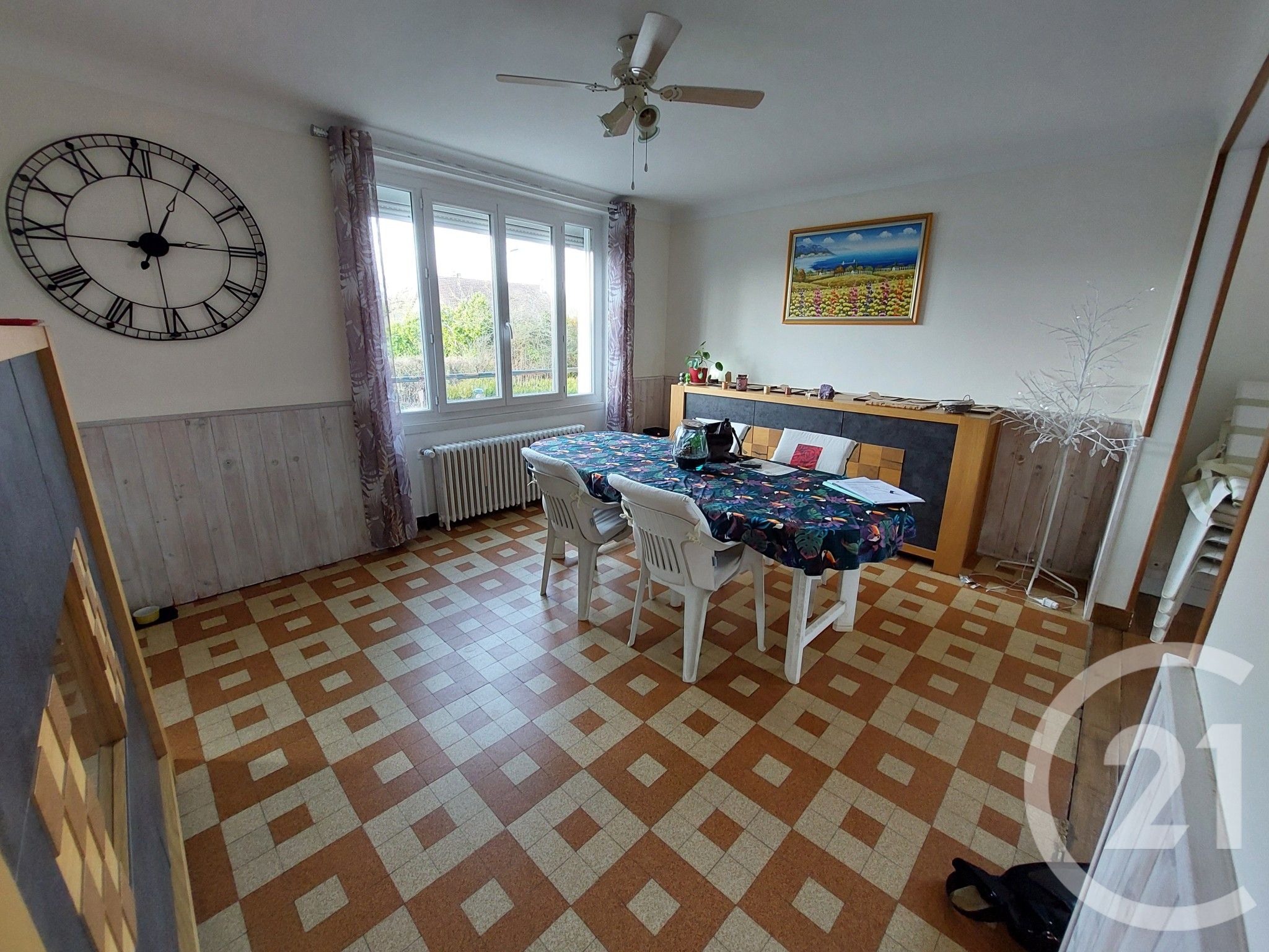Maison 87m² — Chezal-Benoît
